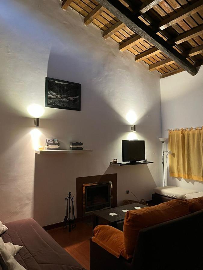 Apartamentos Rurales En Plena Sierra La Calera Extérieur photo