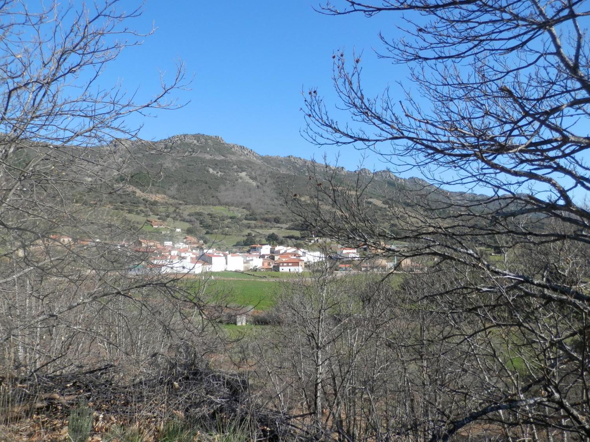 Apartamentos Rurales En Plena Sierra La Calera Extérieur photo